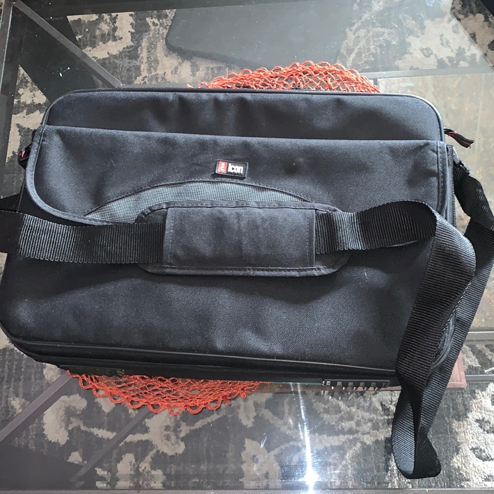 🔵 Icon laptop case - Picture 3 of 8